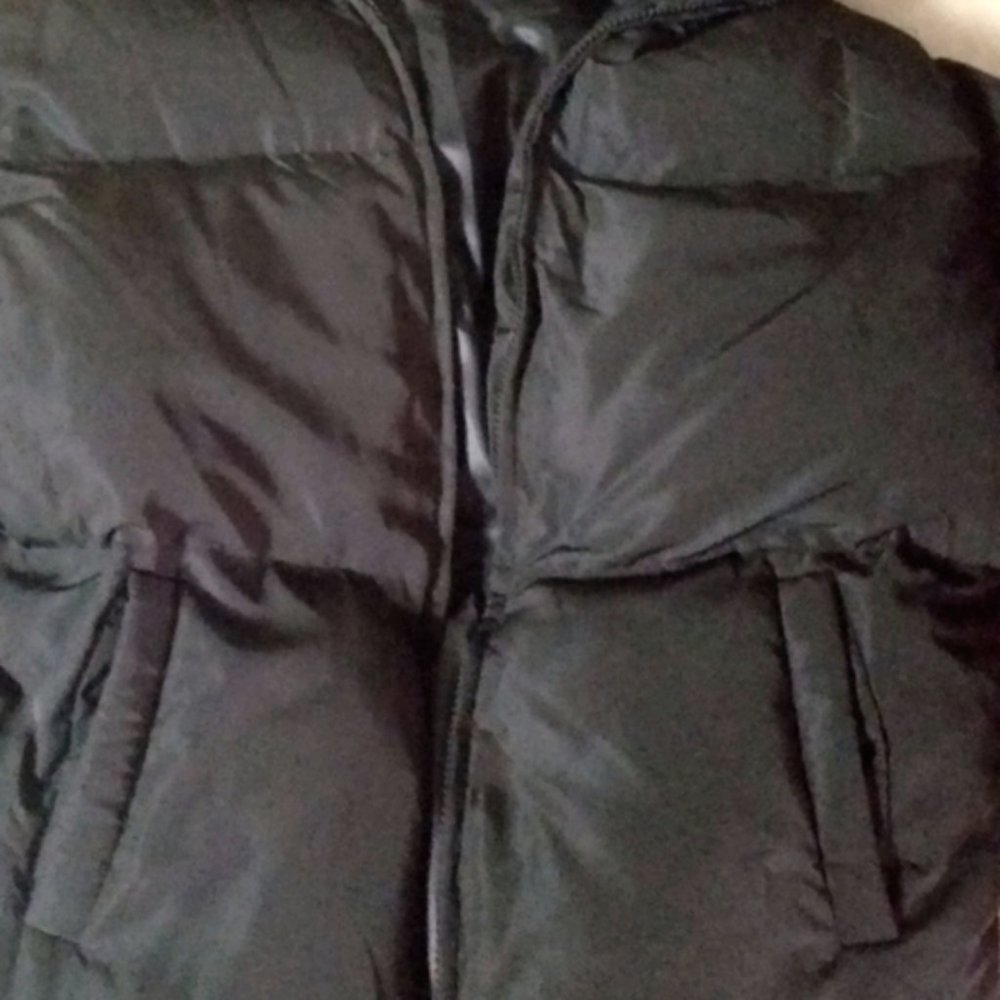 So Chic Oversized black Puffer Coat - Picture 8 of 8
